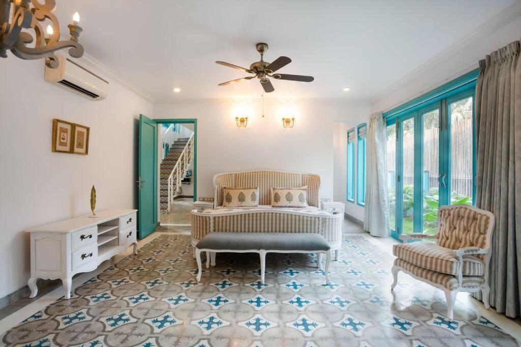 White Banyan Beach Villa, Candolim By The Acacia Villas Exterior photo