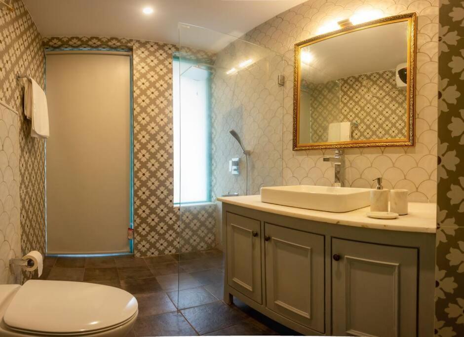 White Banyan Beach Villa, Candolim By The Acacia Villas Exterior photo